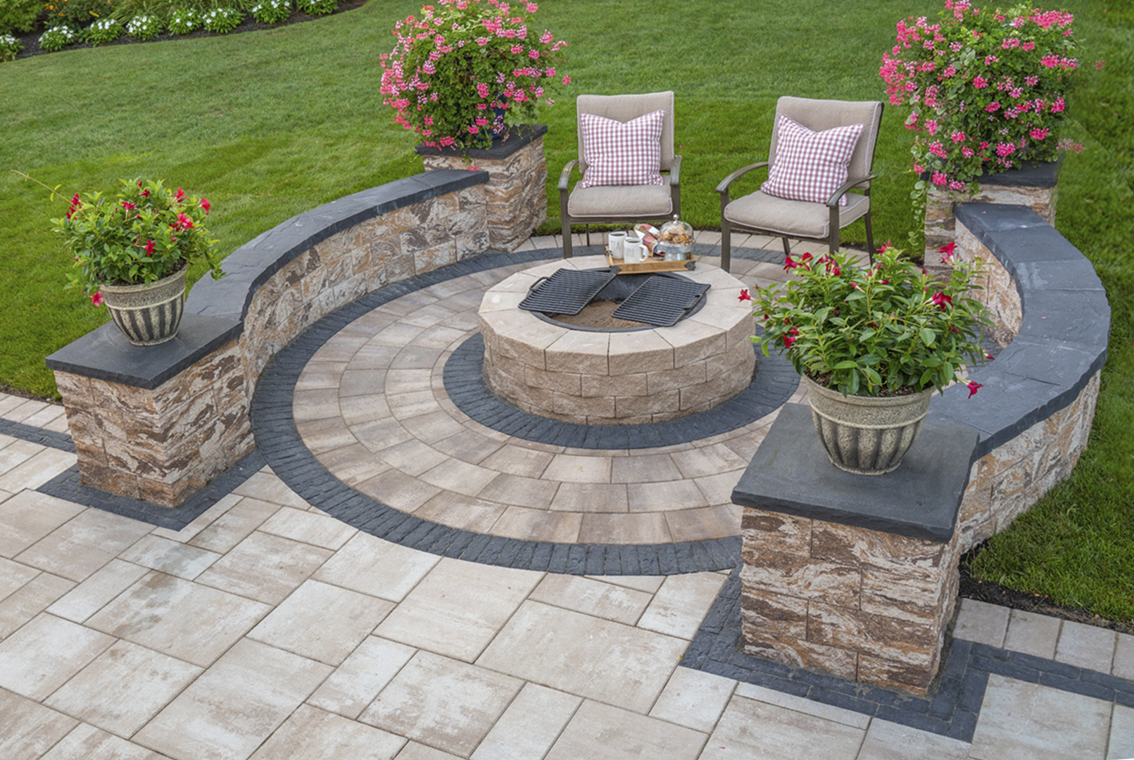 Stone Seating Wall, paver sitting wall