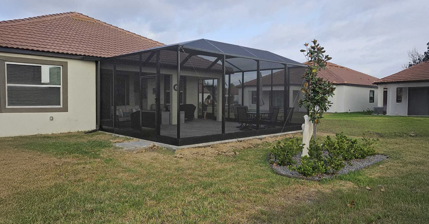 Lanai Screen Installation: What to Expect from Professionals in Manatee County