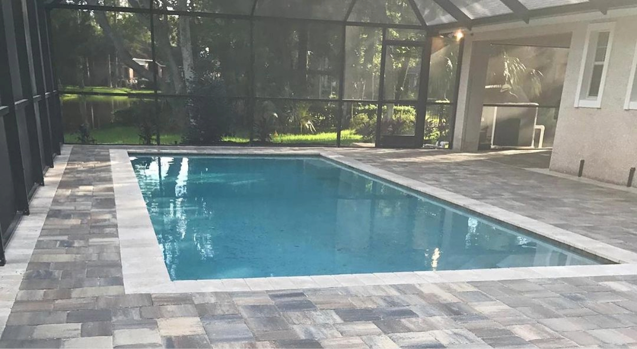 professional pool screen repair service Florida