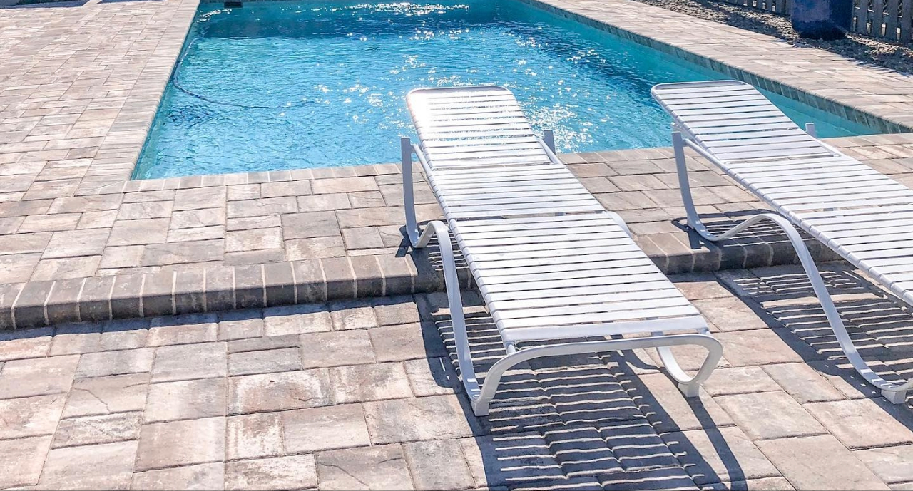 sleek grid patio paver layout